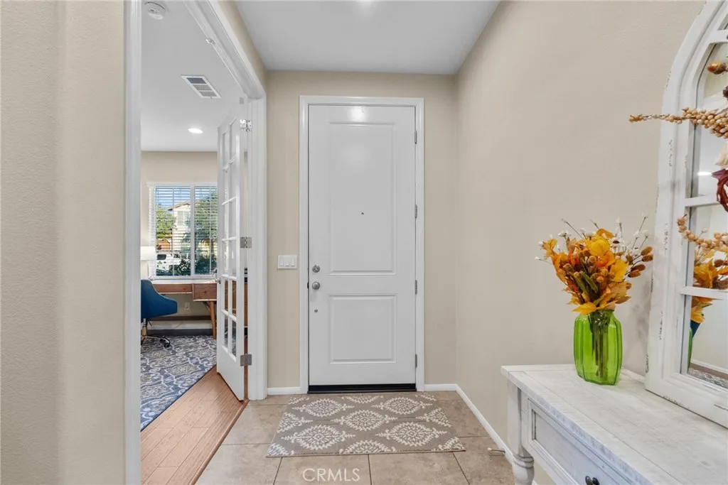 28463 Boardwalk Court, Menifee, California 92585 home-pic-3