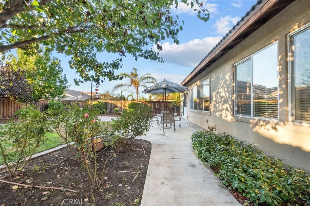 28463 Boardwalk Court, Menifee, California 92585 home-pic-38