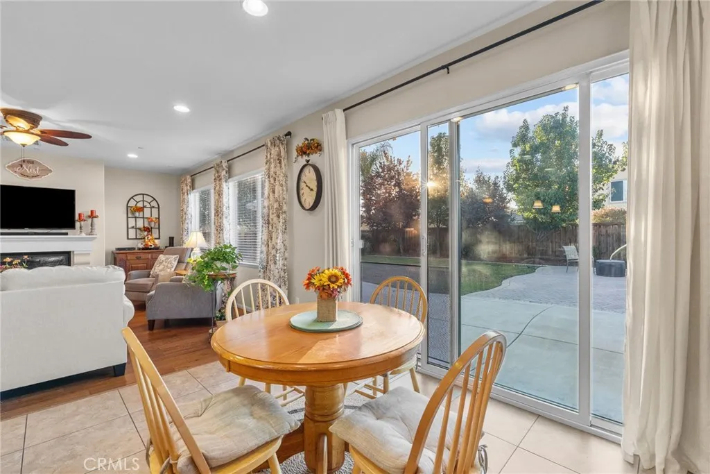 28463 Boardwalk Court, Menifee, California 92585 home-pic-15