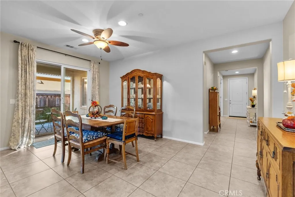 28463 Boardwalk Court, Menifee, California 92585 home-pic-7