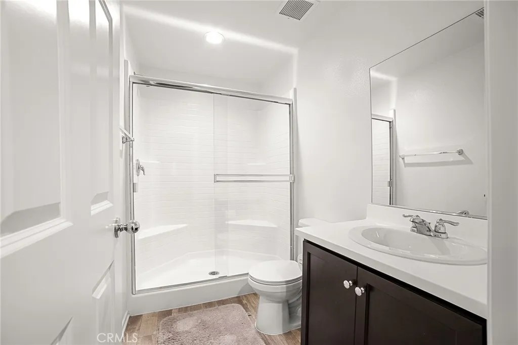 11750 Flushing St, Victorville, California 92392 home-pic-17