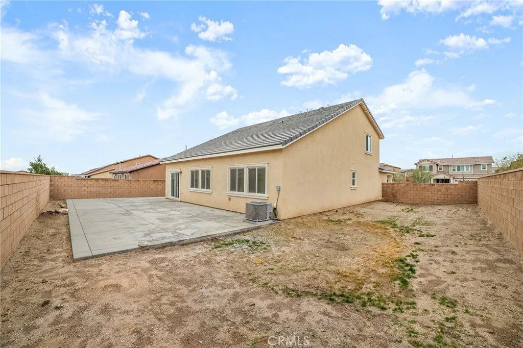 11750 Flushing St, Victorville, California 92392 home-pic-24