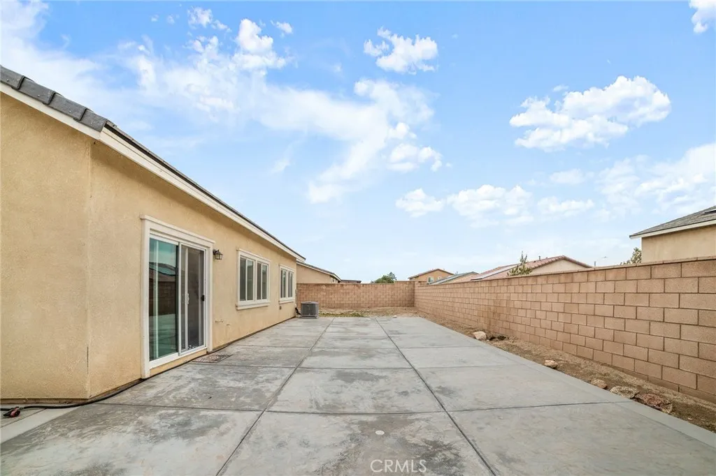 11750 Flushing St, Victorville, California 92392 home-pic-26