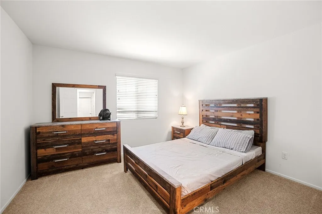 11750 Flushing St, Victorville, California 92392 home-pic-19