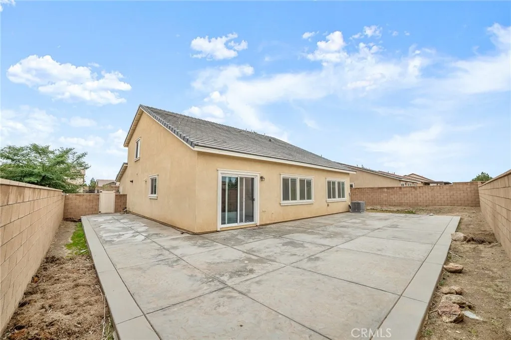 11750 Flushing St, Victorville, California 92392 home-pic-25