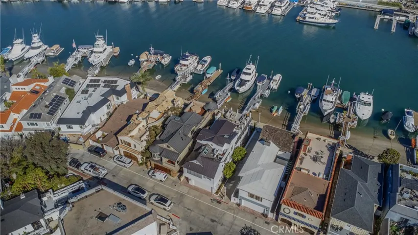 317 E Bay Front, Newport Beach, California 92662