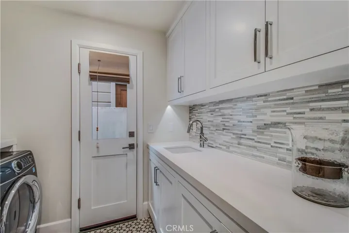 317 E Bay Front, Newport Beach, California 92662