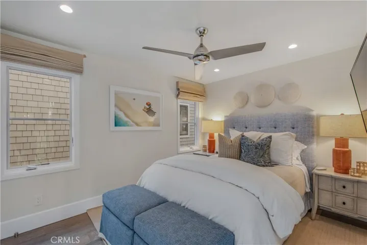 317 E Bay Front, Newport Beach, California 92662