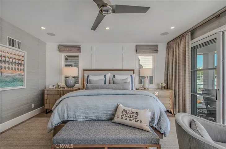 317 E Bay Front, Newport Beach, California 92662