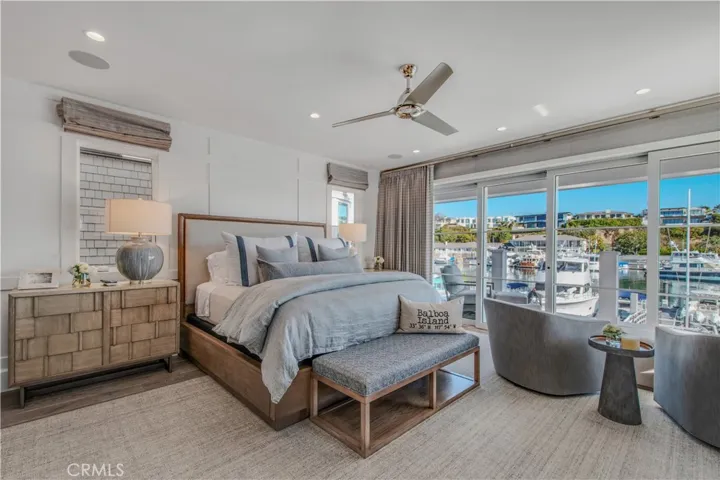 317 E Bay Front, Newport Beach, California 92662