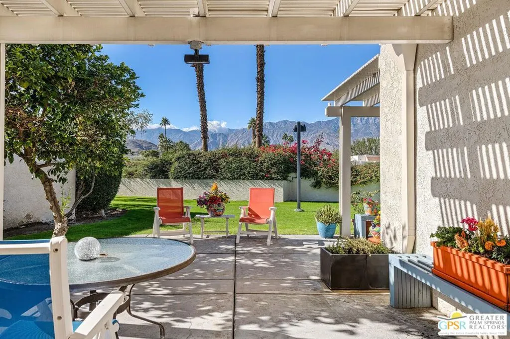 1613 Paseo De La Palma, Palm Springs, California 92264 home-pic-13
