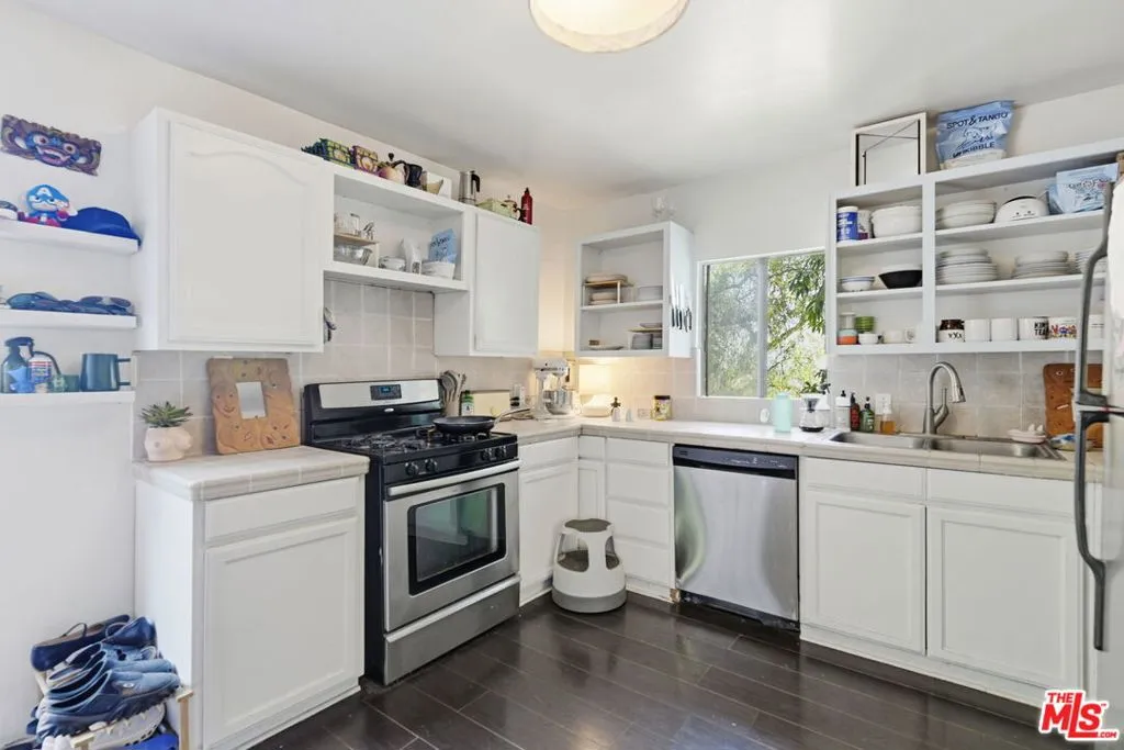 3634 Roseview Avenue, Los Angeles, California 90065 home-pic-17