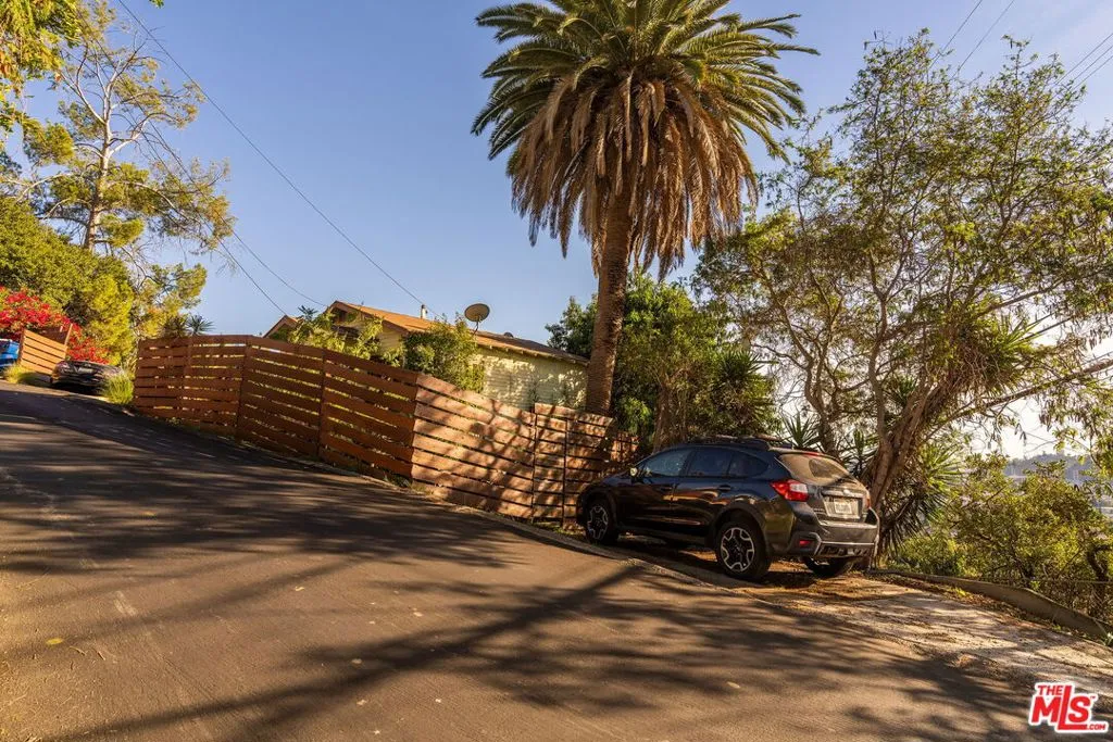 3634 Roseview Avenue, Los Angeles, California 90065 home-pic-41