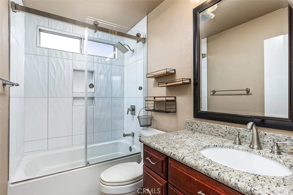 31757 Corte Pollensa, Temecula, California 92592 home-pic-13