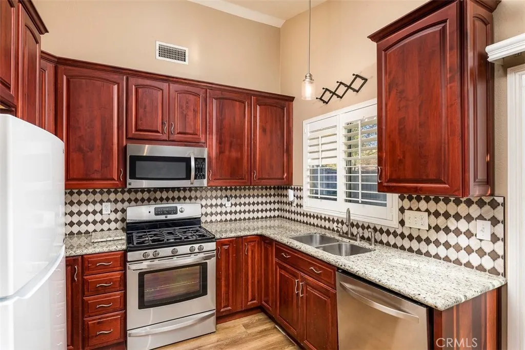 31757 Corte Pollensa, Temecula, California 92592 home-pic-6