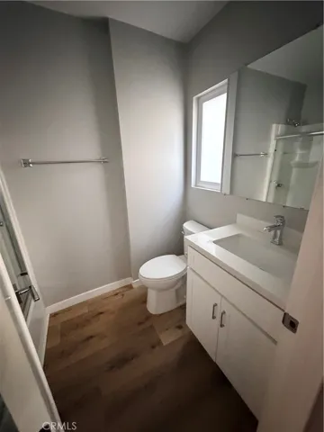 Master bedroom bathroom tub/shower combo