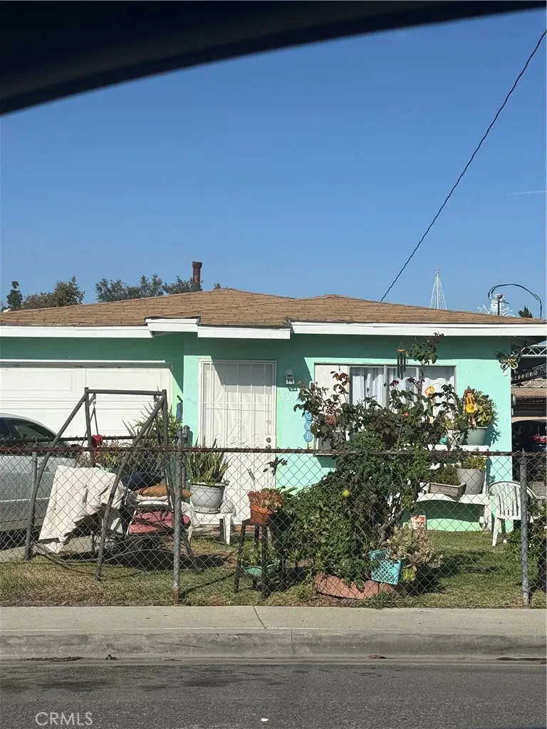 5239 Fostoria Street, Cudahy, California 90201 home-pic-1