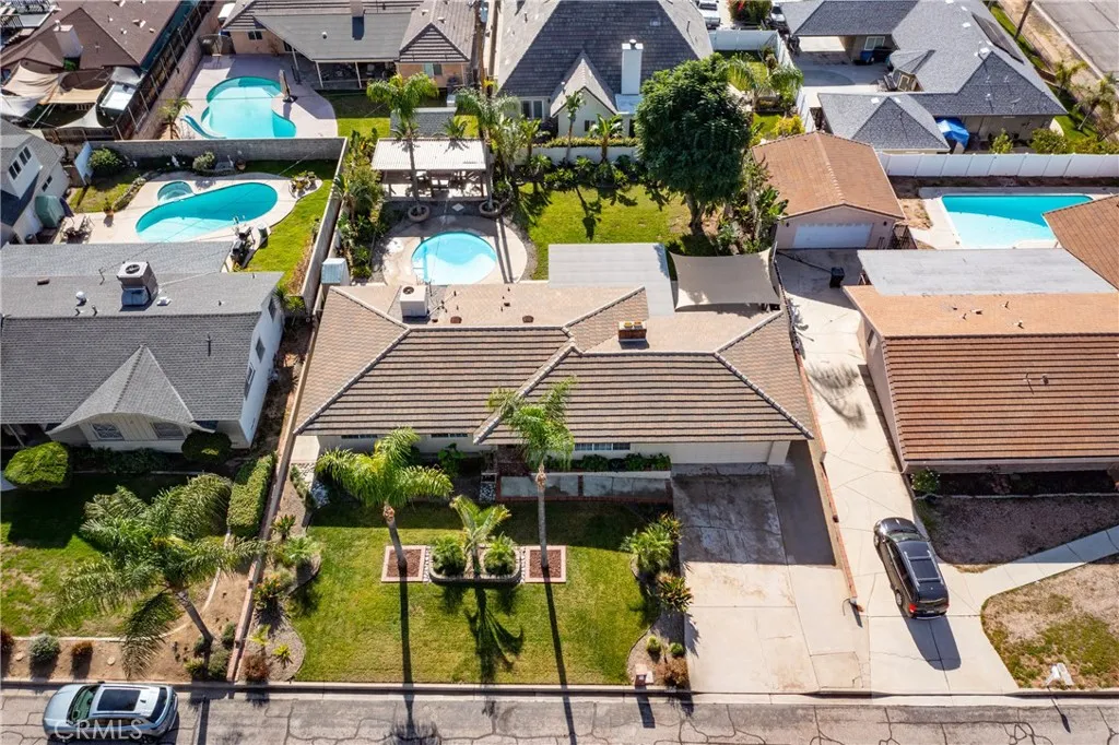 25711 Alto, San Bernardino, California 92404 home-pic-35
