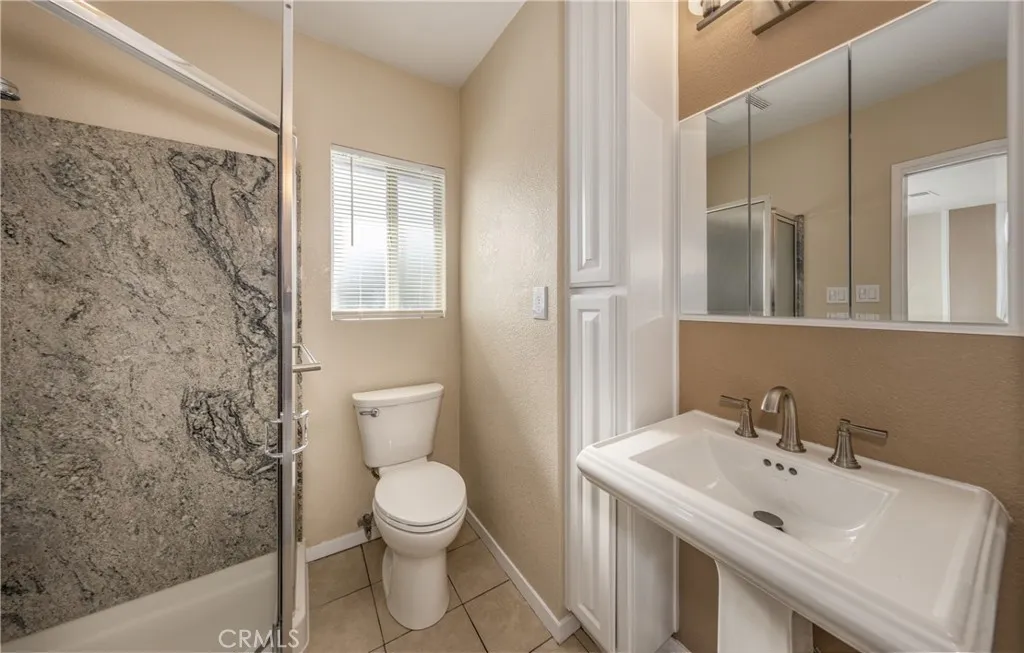 25711 Alto, San Bernardino, California 92404 home-pic-18