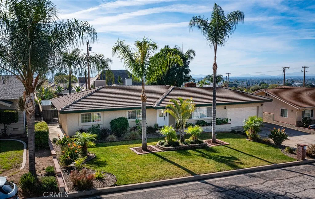 25711 Alto, San Bernardino, California 92404 home-pic-34