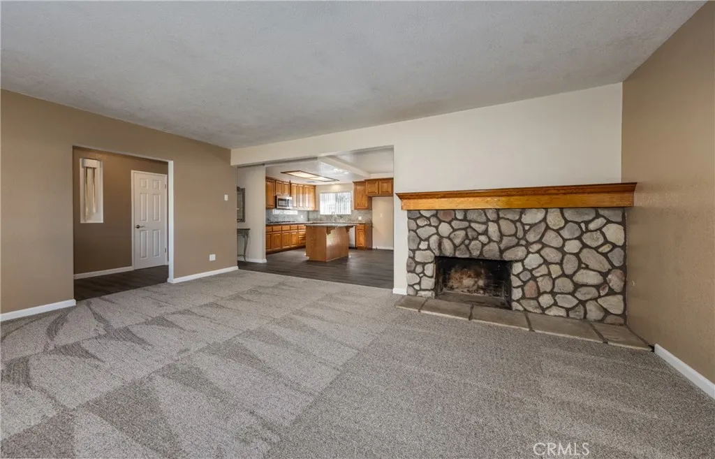 25711 Alto, San Bernardino, California 92404 home-pic-11