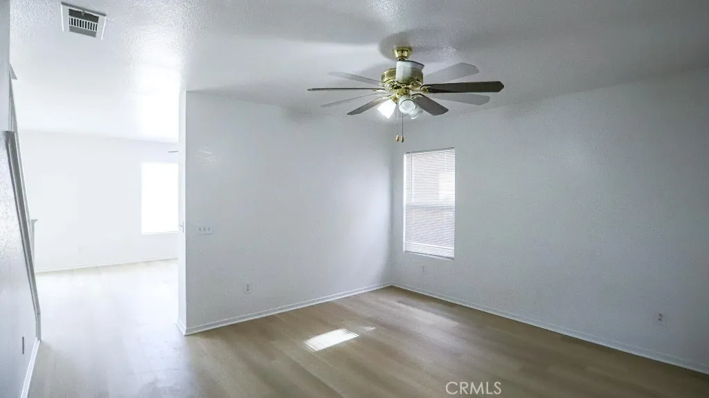 9476 Plum Court, Hesperia, California 92345 home-pic-3