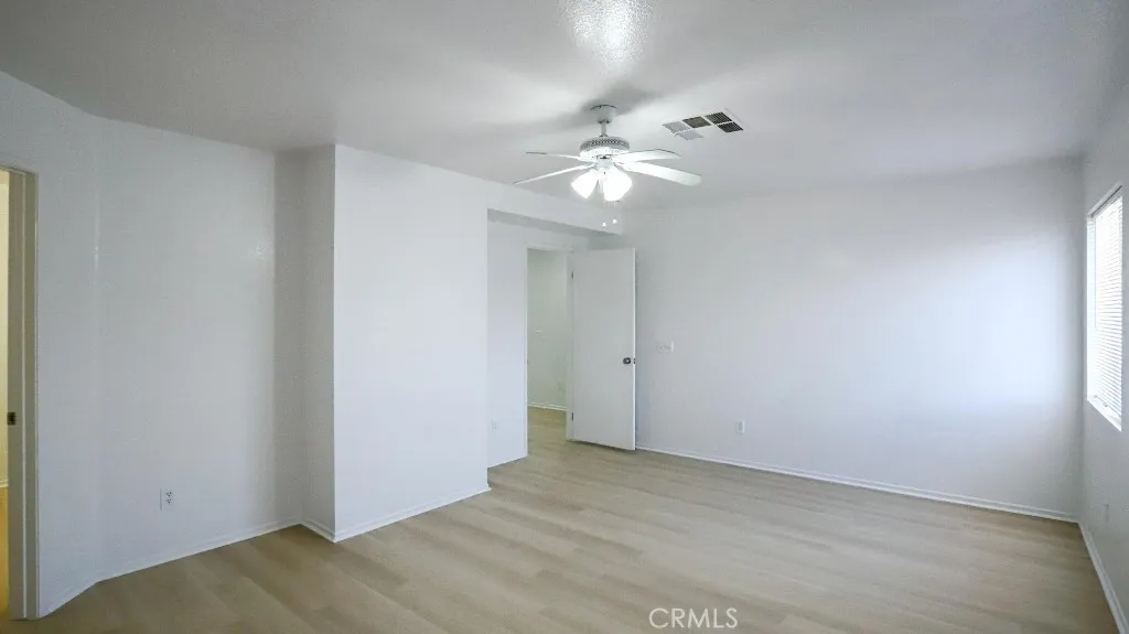 9476 Plum Court, Hesperia, California 92345 home-pic-20