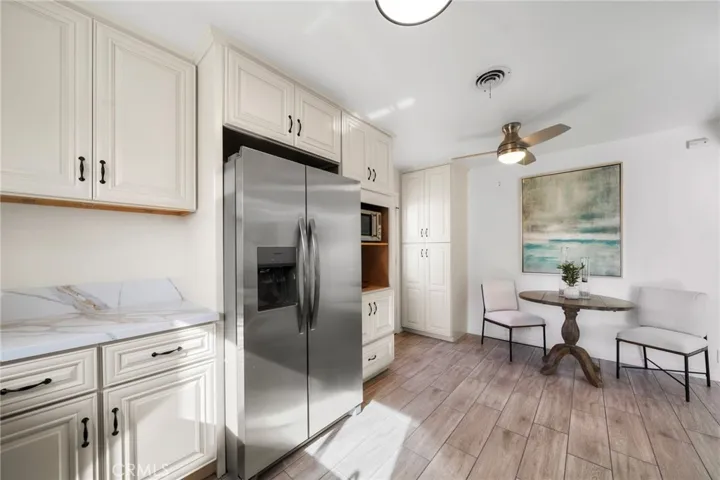 10484 Teal Circle, Fountain Valley, California 92708