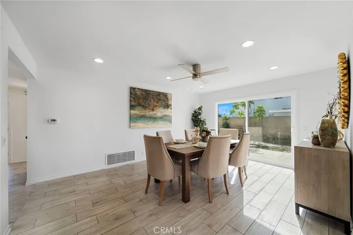 10484 Teal Circle, Fountain Valley, California 92708
