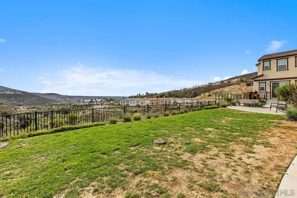 10149 Graphite Street, Spring Valley, California 91977 home-pic-34