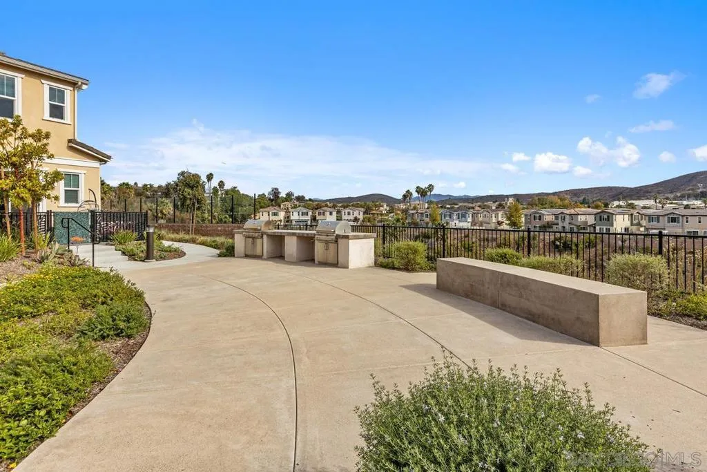 10149 Graphite Street, Spring Valley, California 91977 home-pic-32