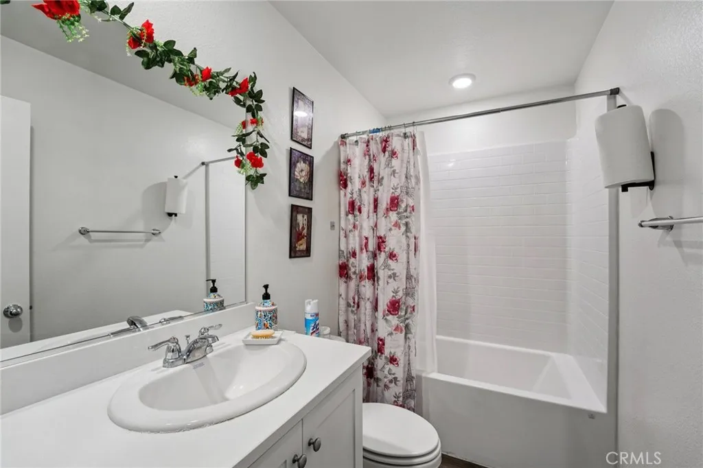 13835 Solara, Moreno Valley, California 92555 home-pic-15