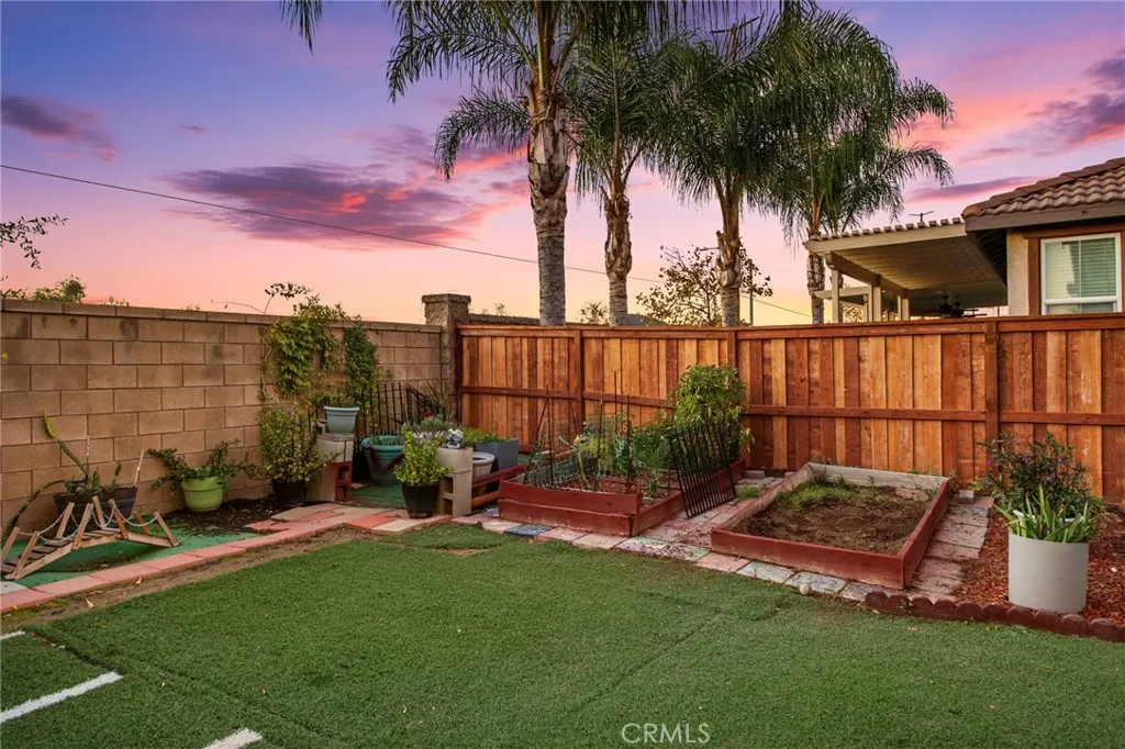 30261 Tattersail, Menifee, California 92584 home-pic-46