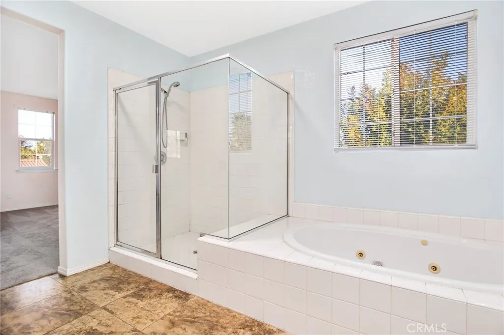 30261 Tattersail, Menifee, California 92584 home-pic-18