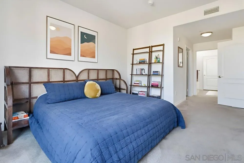 8233 Station Village Ln 2409, San Diego, California 92108 home-pic-11