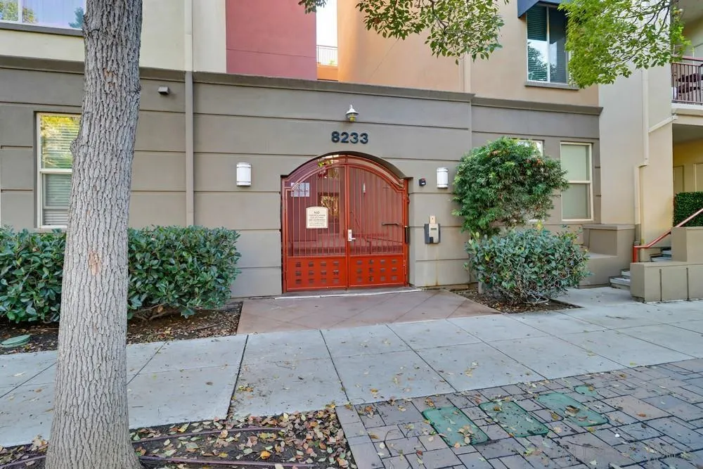 8233 Station Village Ln 2409, San Diego, California 92108 home-pic-25