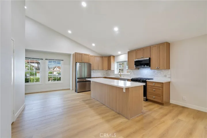 500 S Calle De Casas, Anaheim, California 92807