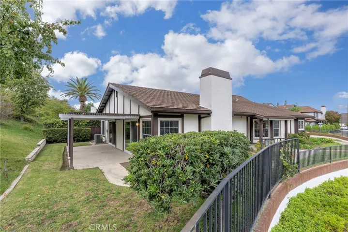 500 S Calle De Casas, Anaheim, California 92807