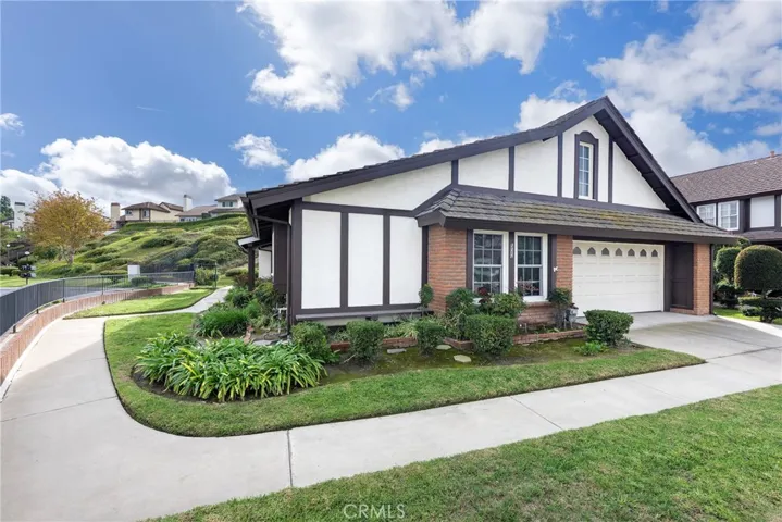500 S Calle De Casas, Anaheim, California 92807