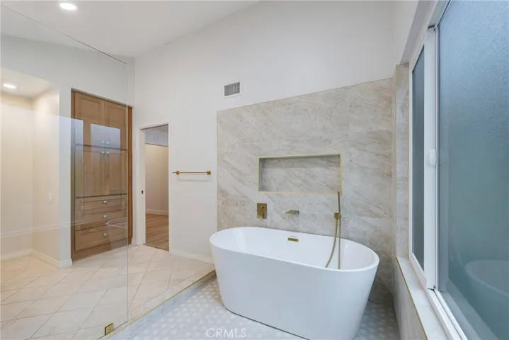 Custom soaking tub