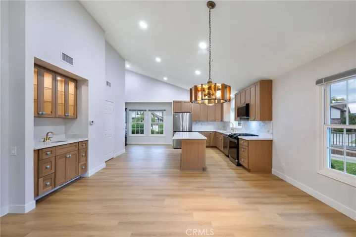 500 S Calle De Casas, Anaheim, California 92807