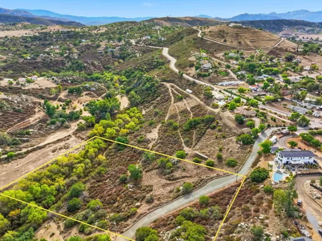 #3 Hatfield Lane, Ramona, California 92065