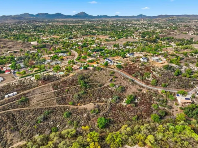 #3 Hatfield Lane, Ramona, California 92065