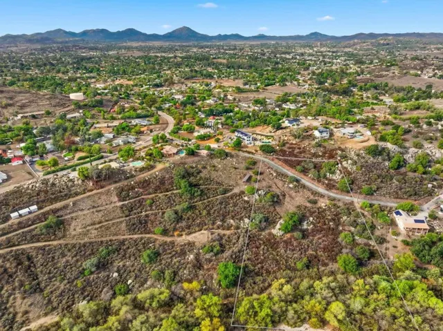 #3 Hatfield Lane, Ramona, California 92065