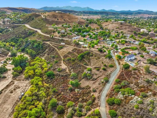 #3 Hatfield Lane, Ramona, California 92065