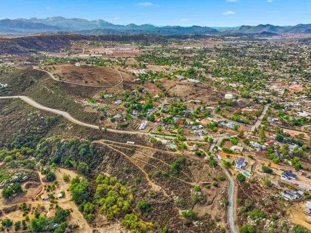 #3 Hatfield Lane, Ramona, California 92065