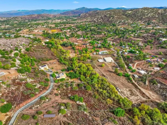 #3 Hatfield Lane, Ramona, California 92065
