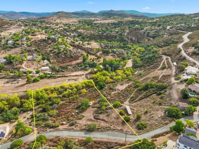 #3 Hatfield Lane, Ramona, California 92065