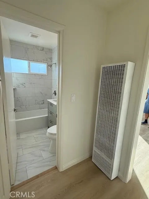 15616 S Manhattan Place, Gardena, California 90249 home-pic-16