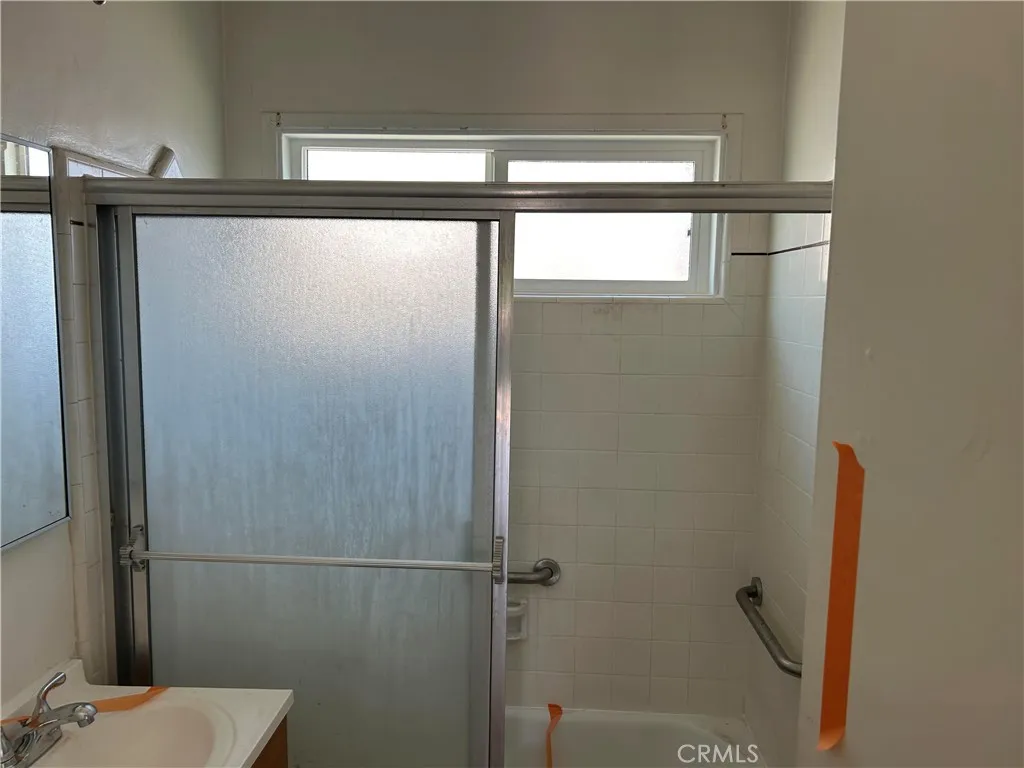 15616 S Manhattan Place, Gardena, California 90249 home-pic-25